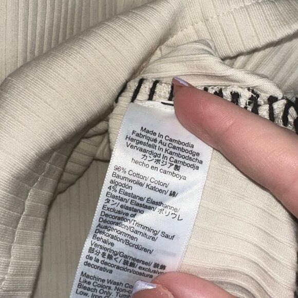 J. Crew NWT Premium Rib Turtleneck Whipstitch Trim Natural/Cream Black Size XL - Picture 6 of 7